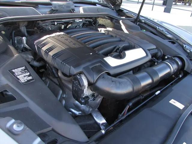 2013 Porsche Cayenne Cayenne