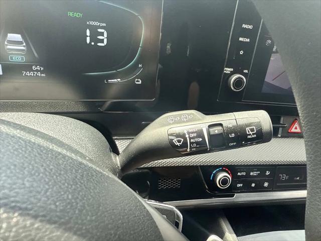 2023 Kia Sportage Hybrid LX