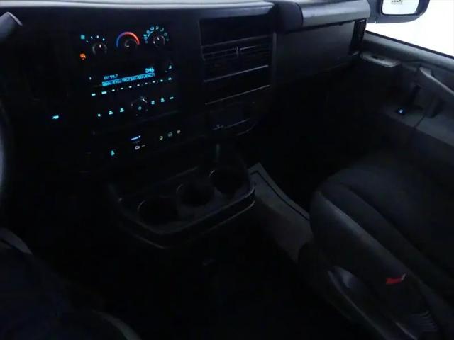 2024 GMC Savana Cargo RWD 2500 Regular Wheelbase Work Van