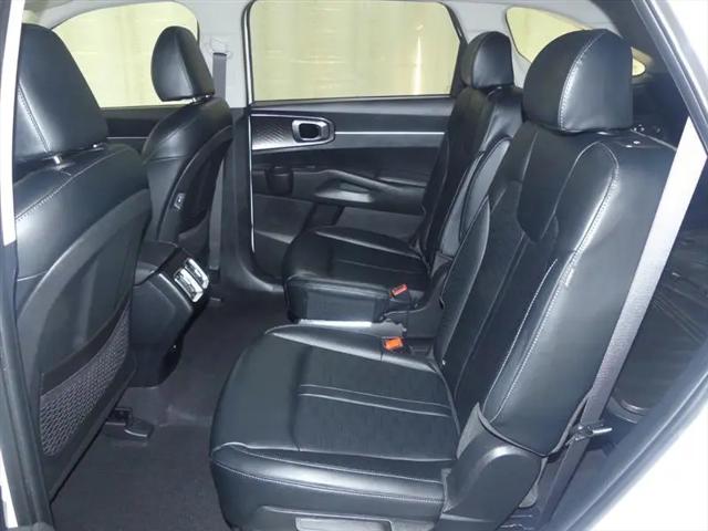 2025 Kia Sorento Hybrid EX