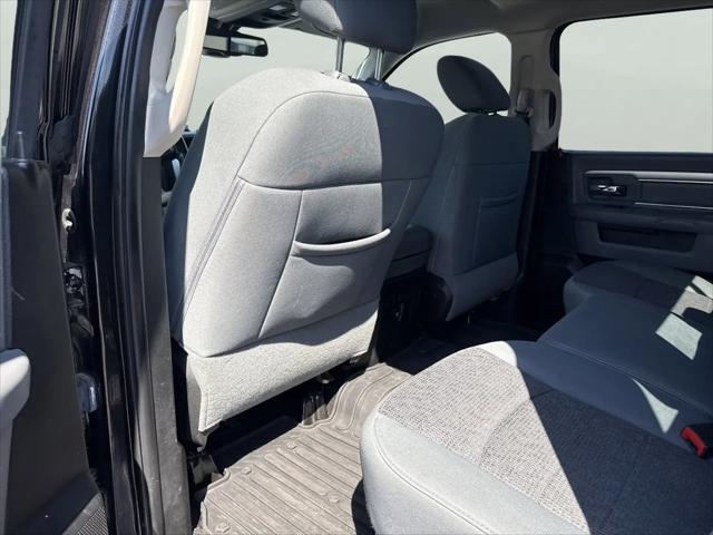2018 Ram 1500 Big Horn Crew Cab 4x4 5'7" Box