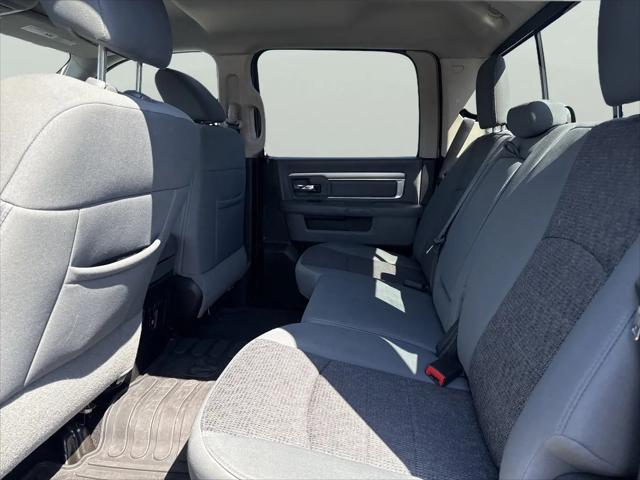 2018 Ram 1500 Big Horn Crew Cab 4x4 5'7" Box