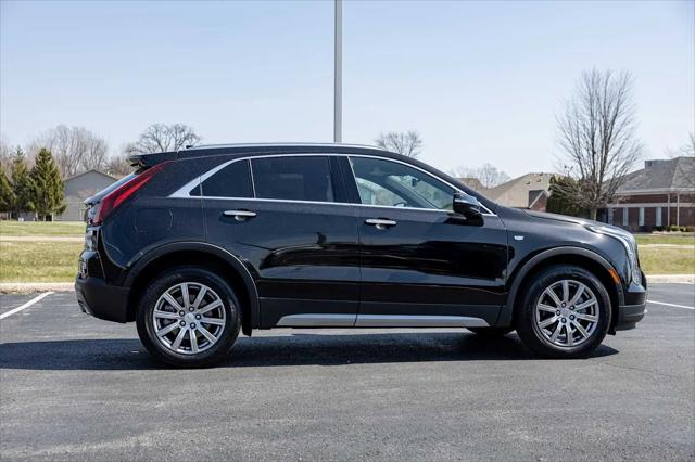 2022 Cadillac XT4 AWD Premium Luxury