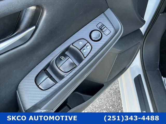 2022 Nissan Sentra SV Xtronic CVT