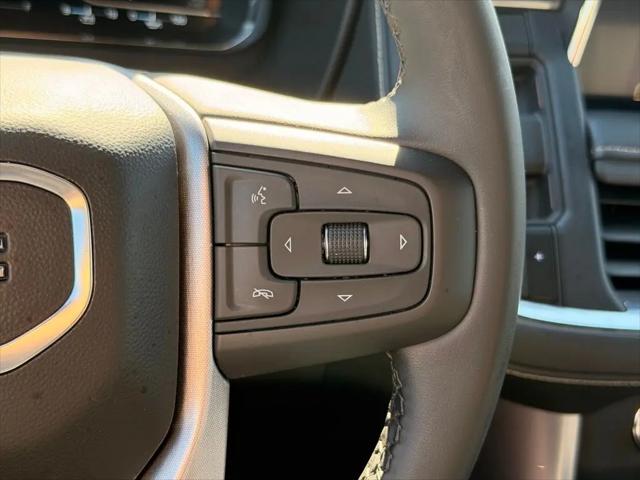 2024 GMC Yukon XL 4WD SLT