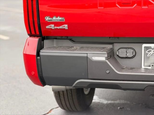 2026 Toyota Tundra SR5 CrewMax 5.5' Bed