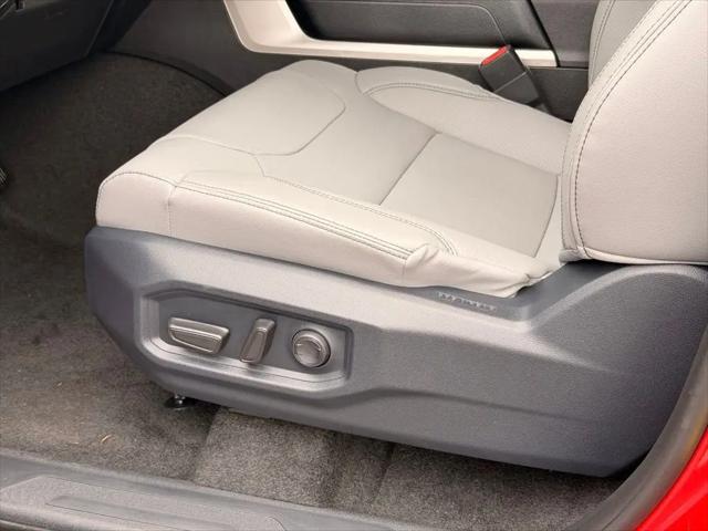2026 Toyota Tundra SR5 CrewMax 5.5' Bed