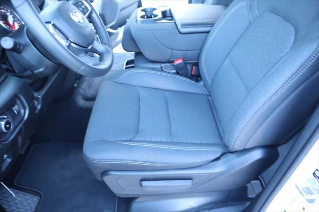 2026 Ram 1500 Tradesman Quad Cab 4x4 64 Box