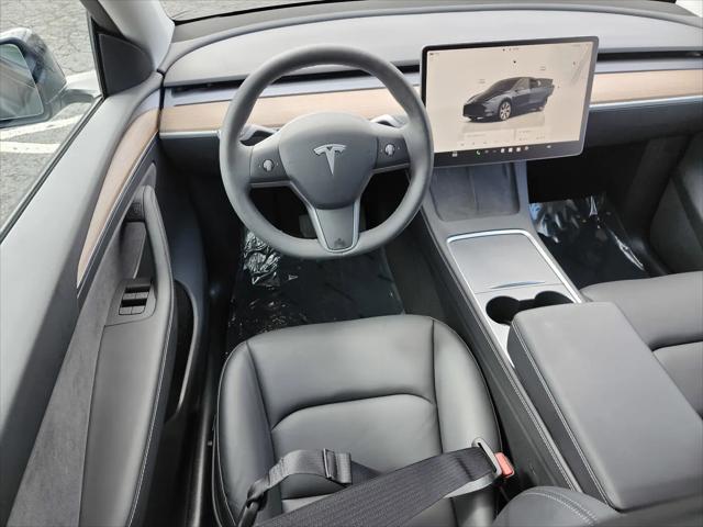2024 Tesla Model Y Long Range Dual Motor All-Wheel Drive