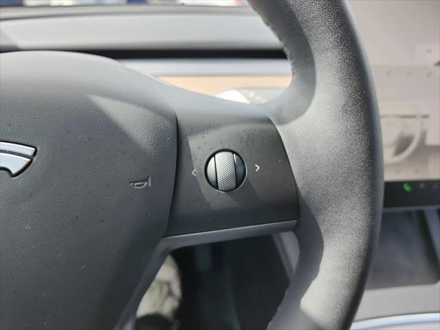 2024 Tesla Model Y Long Range Dual Motor All-Wheel Drive
