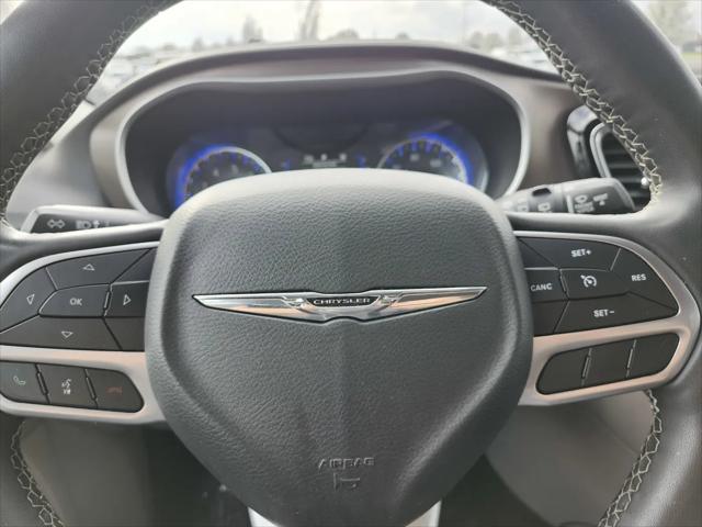 2022 Chrysler Voyager LX