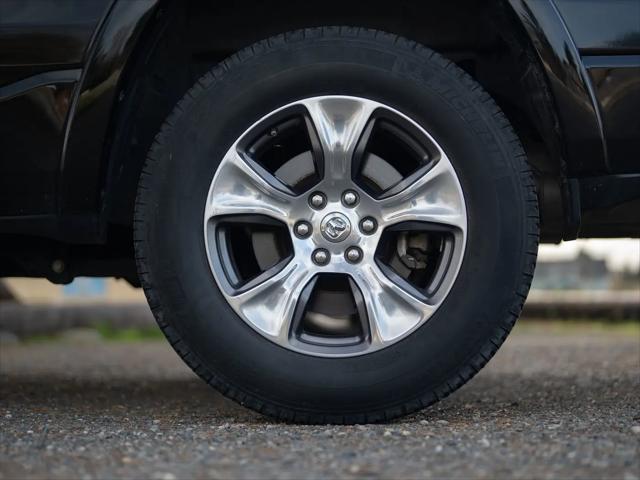 2020 Ram 1500 Laramie Crew Cab 4x4 5'7" Box