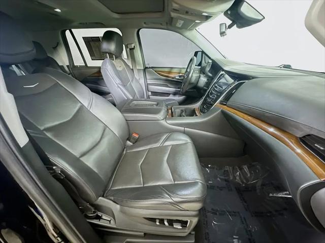 2020 Cadillac Escalade 4WD Luxury