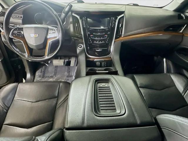 2020 Cadillac Escalade 4WD Luxury
