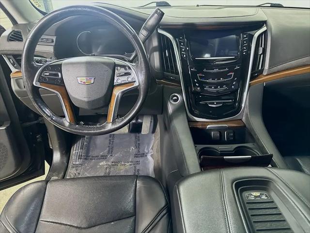 2020 Cadillac Escalade 4WD Luxury