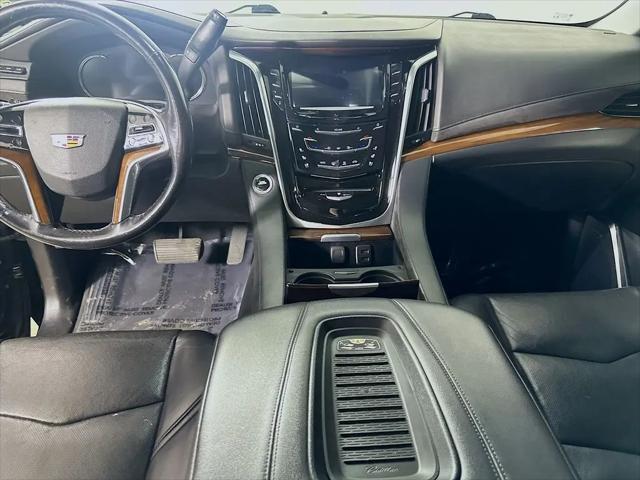 2020 Cadillac Escalade 4WD Luxury