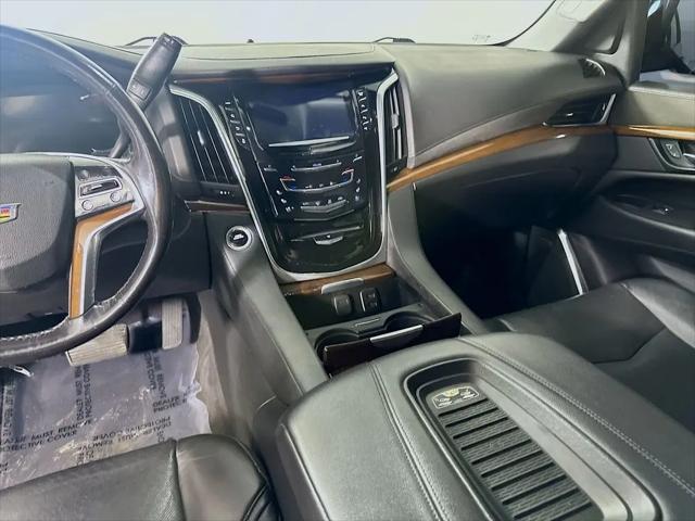 2020 Cadillac Escalade 4WD Luxury