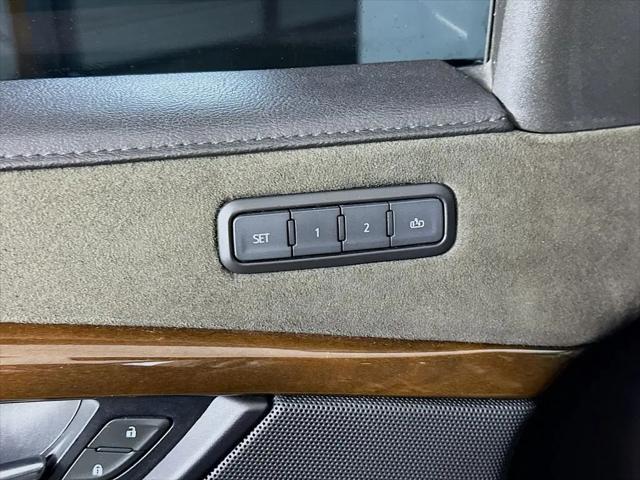 2020 Cadillac Escalade 4WD Luxury