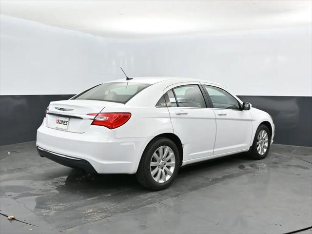 2012 Chrysler 200 Touring