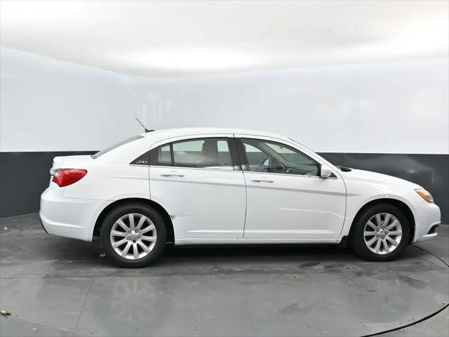2012 Chrysler 200 Touring