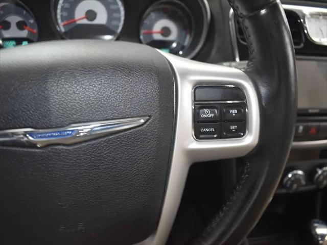 2012 Chrysler 200 Touring