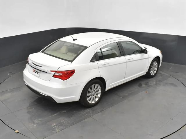2012 Chrysler 200 Touring