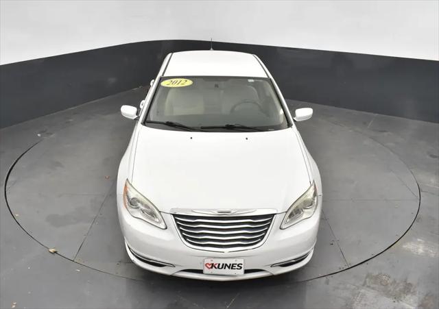 2012 Chrysler 200 Touring