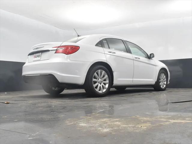 2012 Chrysler 200 Touring