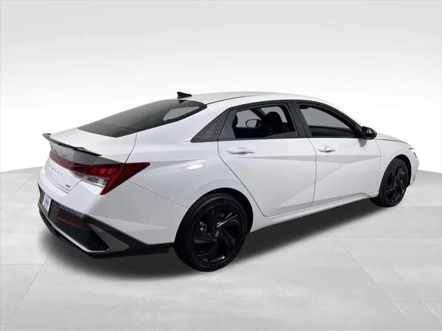 2026 Hyundai Elantra Hybrid SEL Sport
