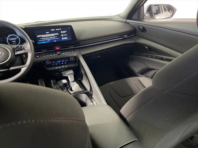 2026 Hyundai Elantra Hybrid SEL Sport