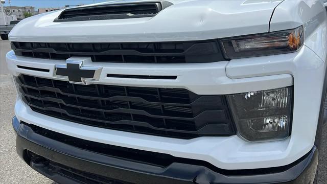 2026 Chevrolet Silverado 2500HD Crew Cab, Standard Bed, WT, 4WD