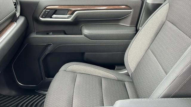 2026 Chevrolet Silverado 2500HD Crew Cab, Standard Bed, LT, 4WD