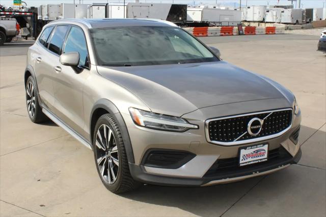 2020 Volvo V60 Cross Country T5