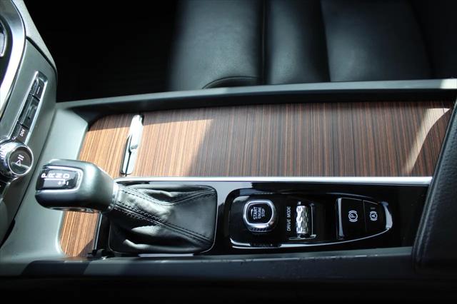 2020 Volvo V60 Cross Country T5