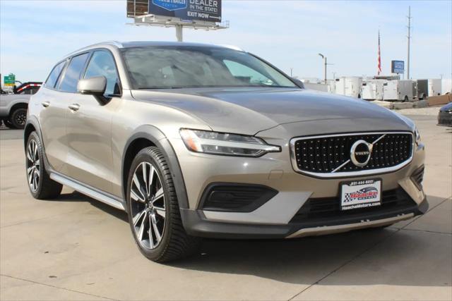 2020 Volvo V60 Cross Country T5