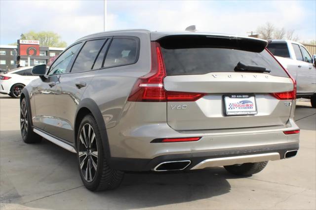 2020 Volvo V60 Cross Country T5