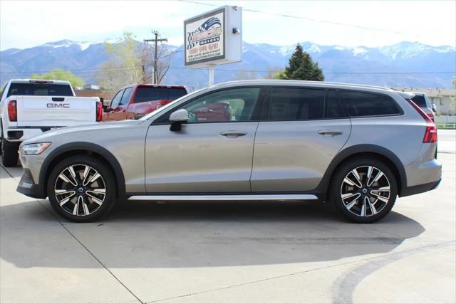 2020 Volvo V60 Cross Country T5