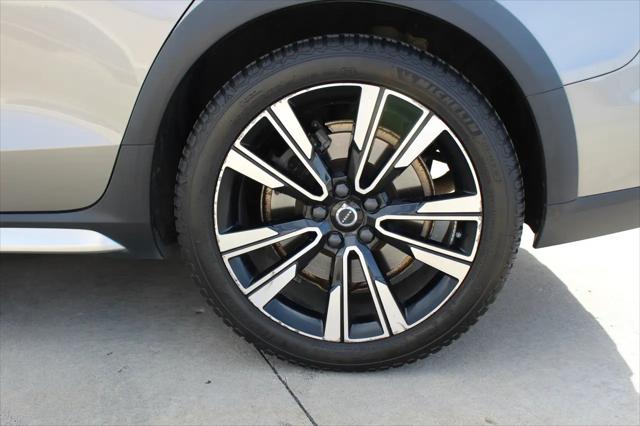 2020 Volvo V60 Cross Country T5