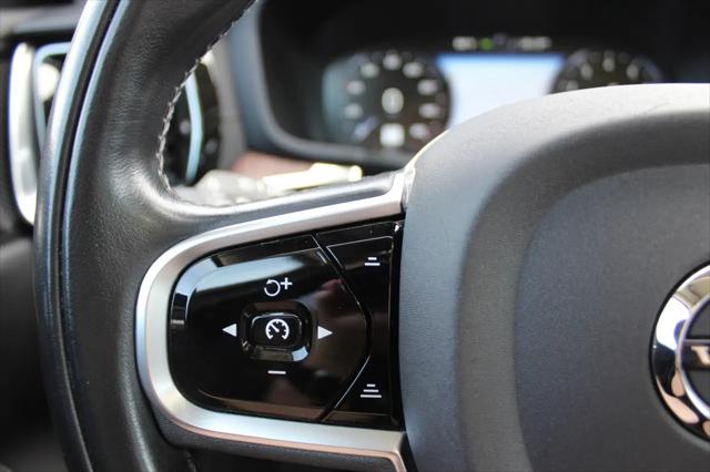 2020 Volvo V60 Cross Country T5