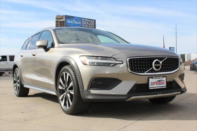 2020 Volvo V60 Cross Country T5