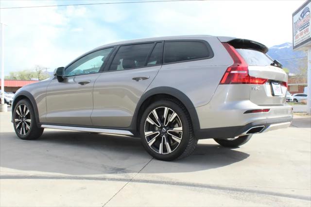 2020 Volvo V60 Cross Country T5