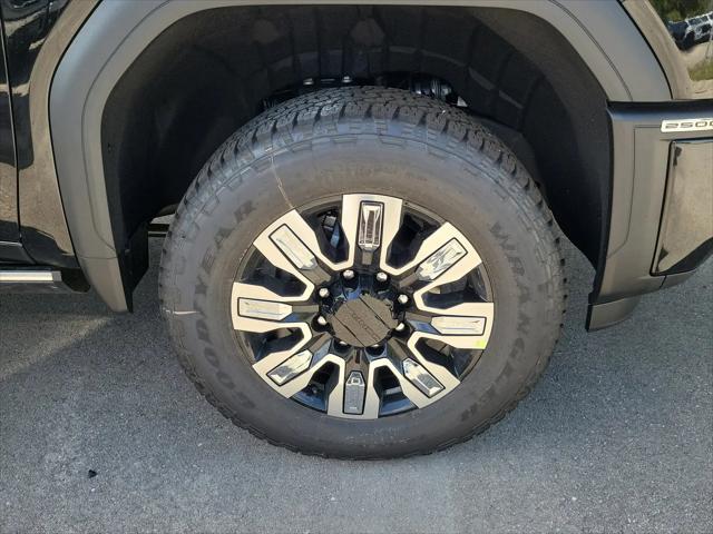 2026 GMC Sierra 2500HD Crew Cab, Standard Bed, Denali, 4WD