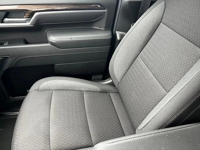 2025 Chevrolet Silverado 2500HD 4WD Crew Cab Standard Bed LT