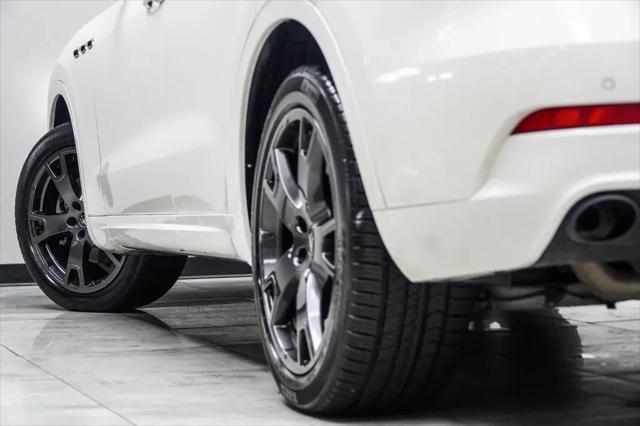 2021 Maserati Levante Standard