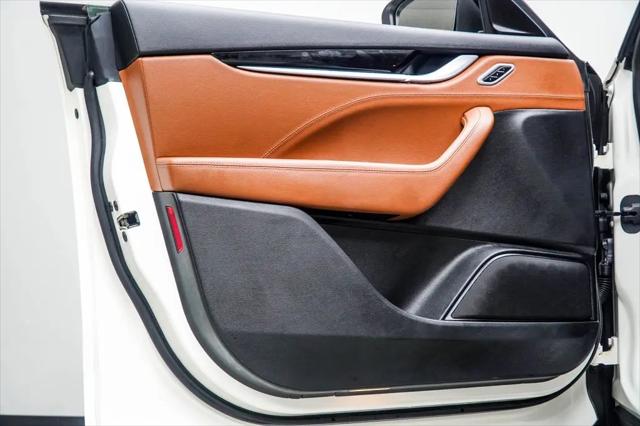 2021 Maserati Levante Standard