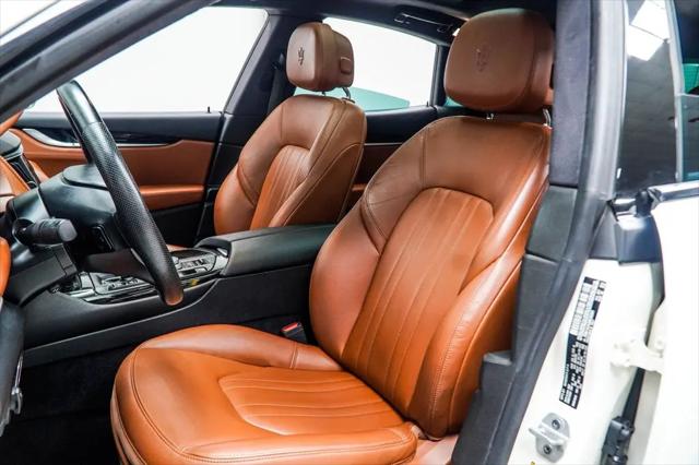 2021 Maserati Levante Standard
