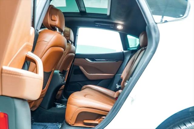2021 Maserati Levante Standard