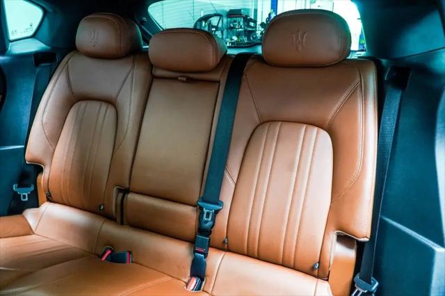 2021 Maserati Levante Standard