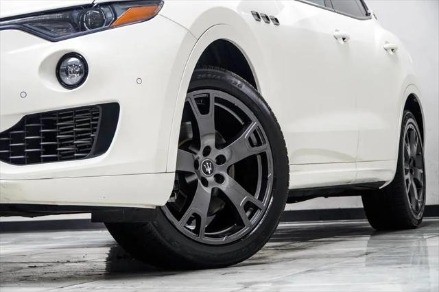 2021 Maserati Levante Standard
