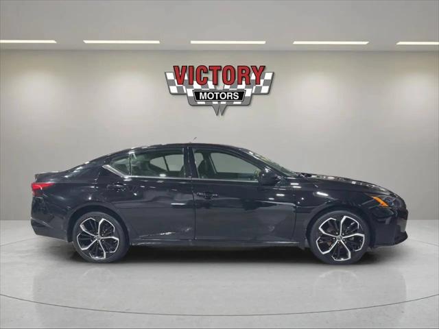 2023 Nissan Altima SR Intelligent AWD